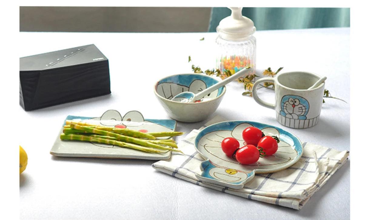 Perfect Plate: A Charming Ceramic Plate for Everyday Dining.