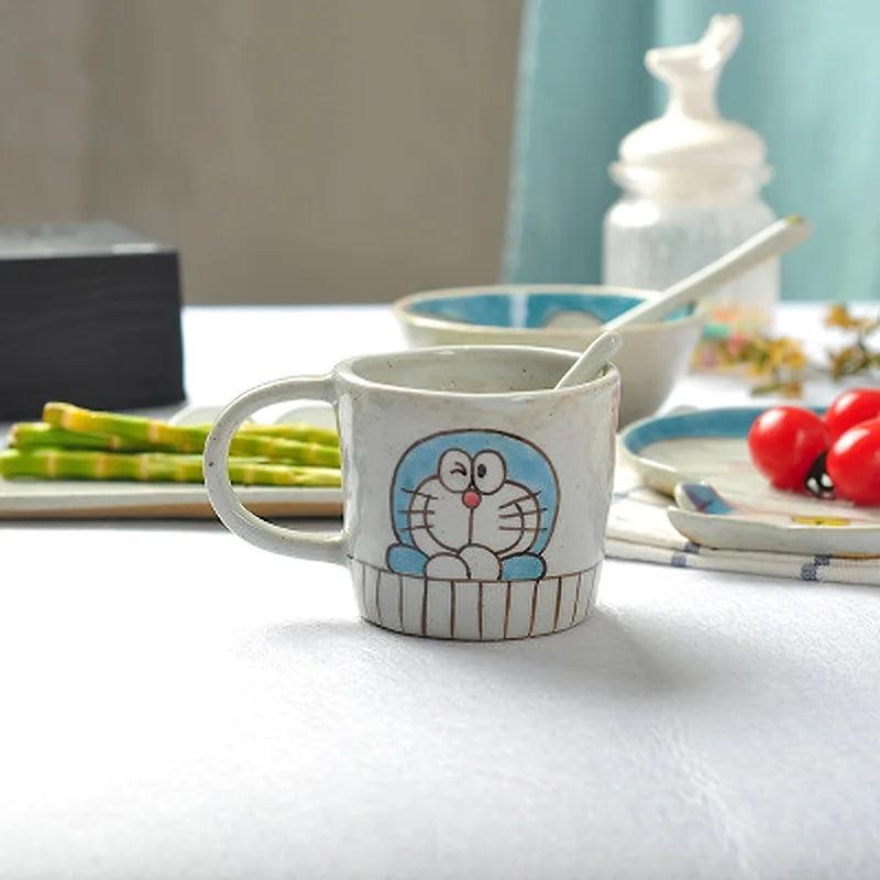 Perfect Plate: A Charming Ceramic Plate for Everyday Dining.