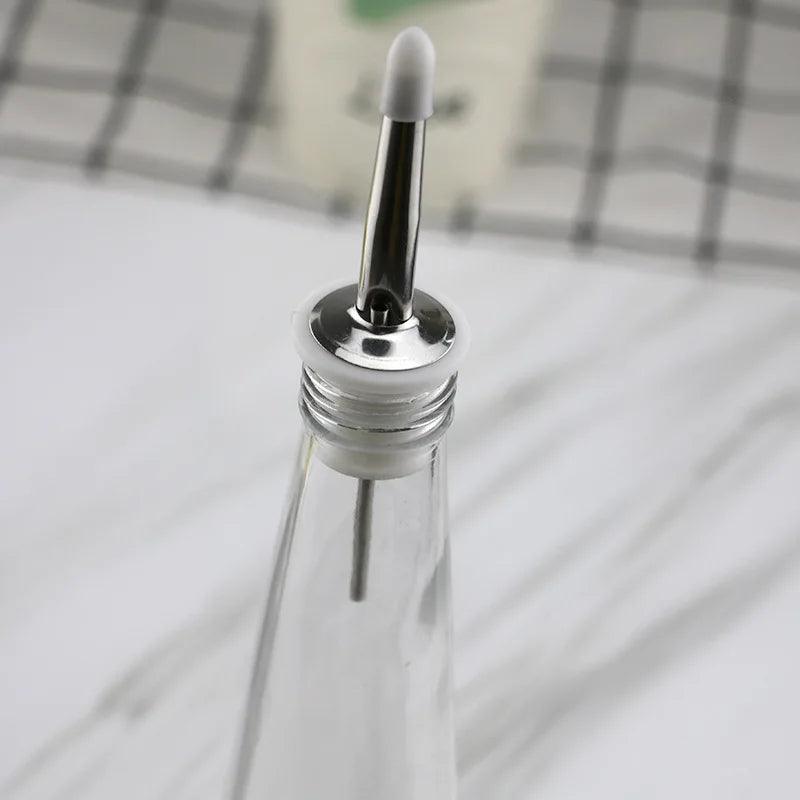 Stainless Steel Wine Pourer: Preserve Flavor - The Perfect Pour Every Time