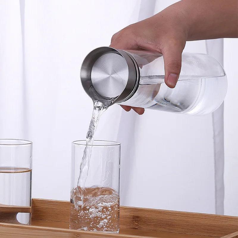 Glass Carafe for Hot/Cold Water: Stylish Storage for Your Favorite Drinks