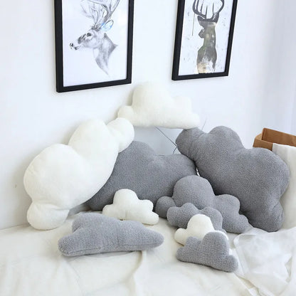 Coussin d'oreiller super doux en peluche en forme de nuage