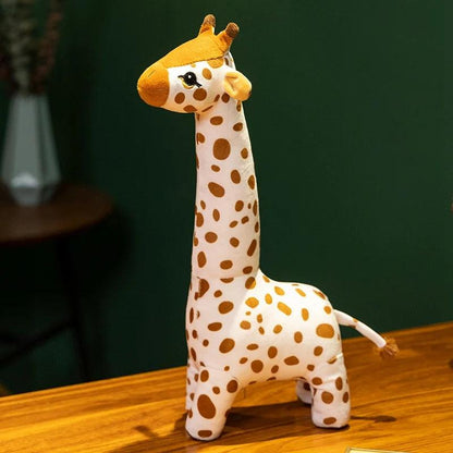 Cuddly Giraffe Pal: A Huggable Friend for Life - The Perfect Playmate