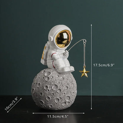 Lunar Landing Astronaut Statue: A Touch of the Cosmos for Your Home