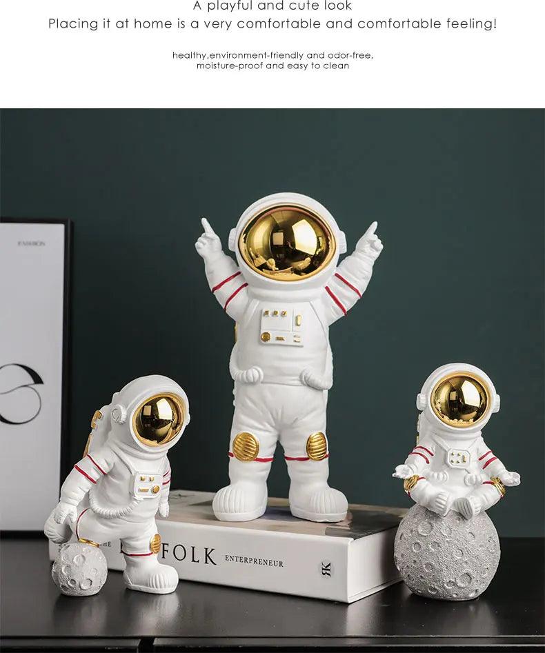 Lunar Landing Astronaut Statue: A Touch of the Cosmos for Your Home