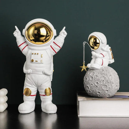 Lunar Landing Astronaut Statue: A Touch of the Cosmos for Your Home