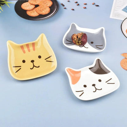 Adorable Cat Face Ceramic Plate: Perfect for Kids' Meals and Snacks