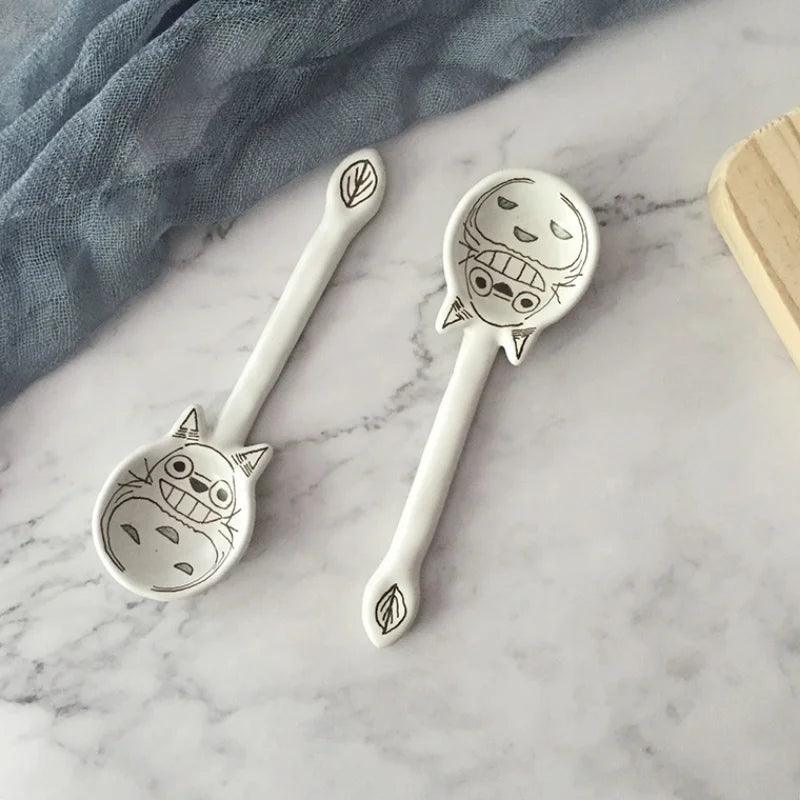 Ceramic Spoon with Japanese Cat: A Work of Art for your Table