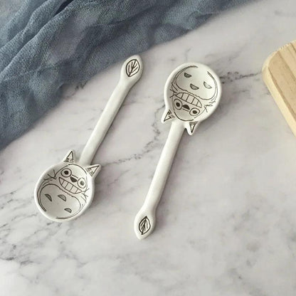 Ceramic Spoon with Japanese Cat: A Work of Art for your Table