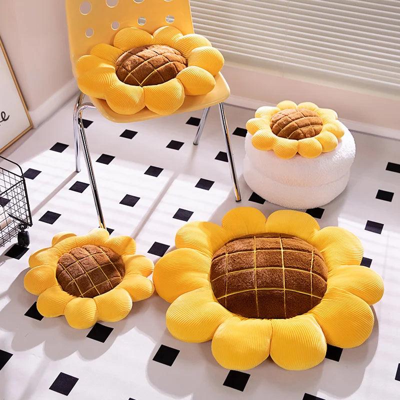 Sunflower Plush Pillow : A Ray of Sunshine for Your Home