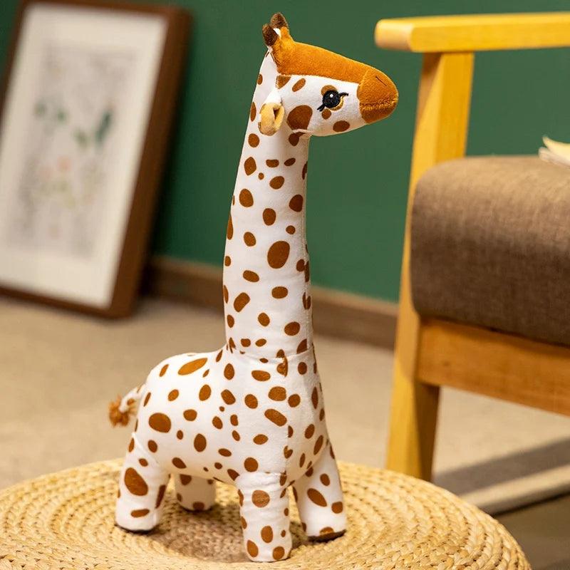 Cuddly Giraffe Pal: A Huggable Friend for Life - The Perfect Playmate